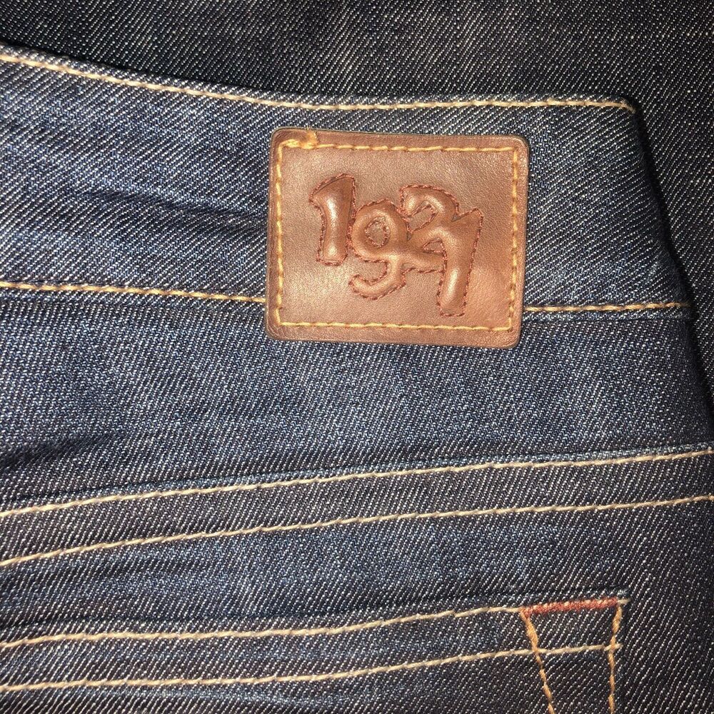 1921 Premium Dark Wash Denim jeans size 30 Women's Unisex